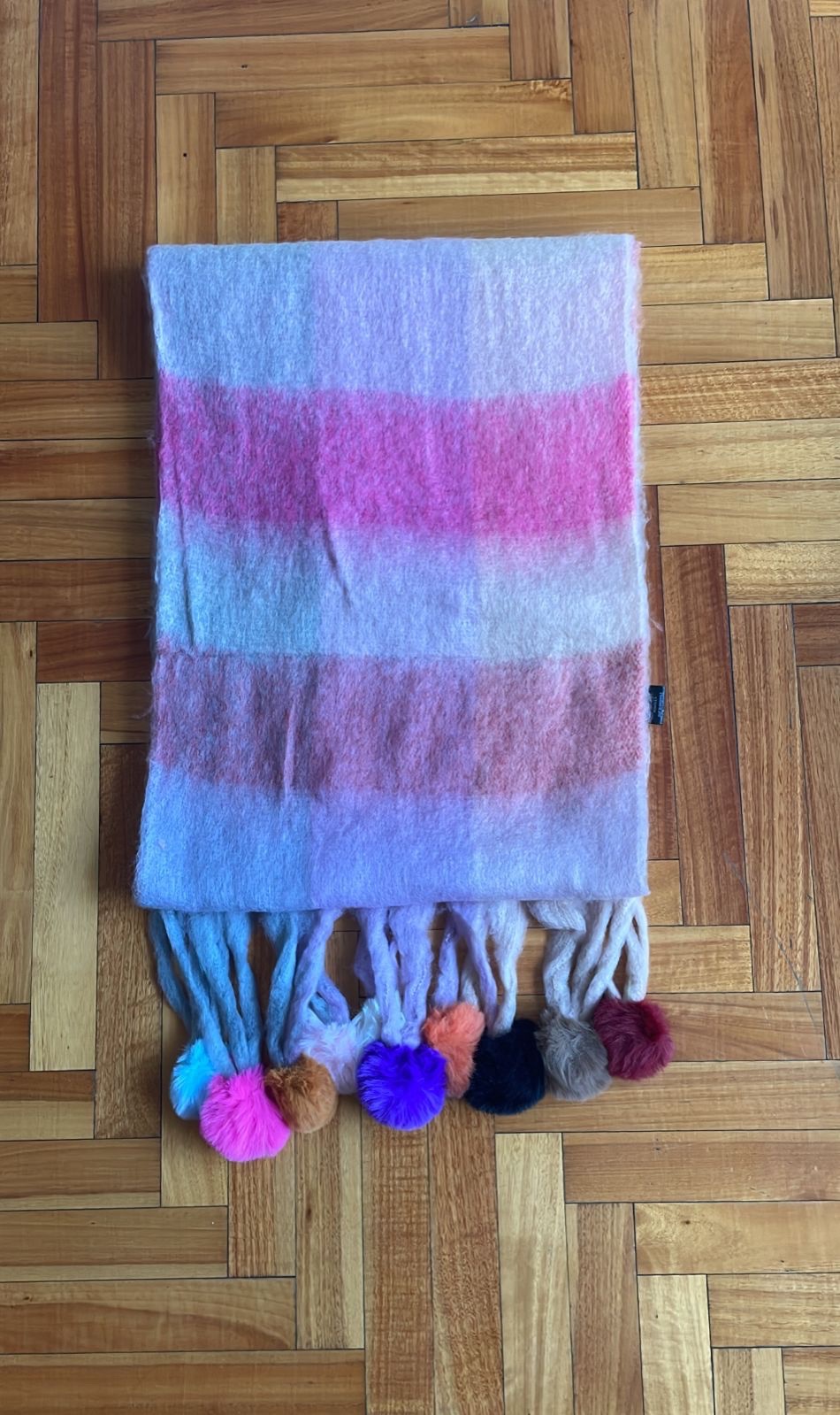 Bufandas Nube multicolor con pompones